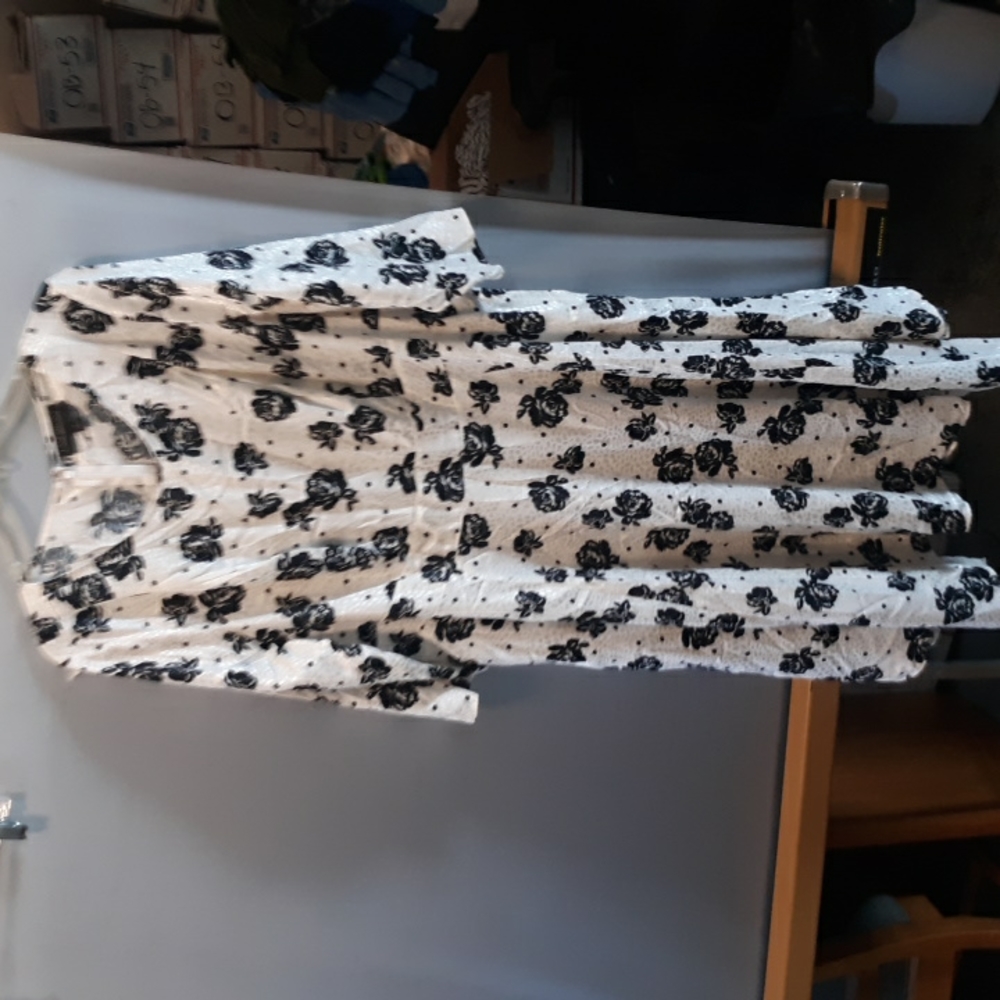 Lane Bryant Size 18 (SKU OB 110)